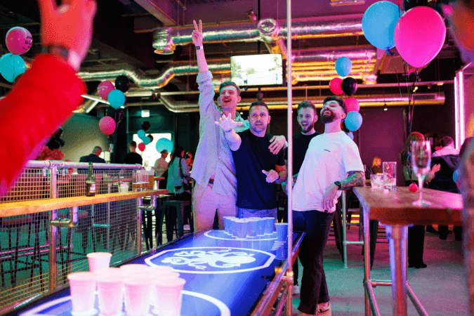 Beste Sportsbars in Canterbury - Boom Battle Bar Canterbury