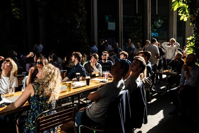 Best Sports Bars in London - Big Belly Bar & Comedy Club