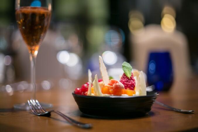 Beste Sportsbars in Berlin - Schinkel Bar im TITANIC Gendarmenmarkt Berlin