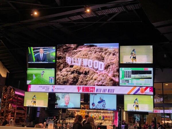 Best Sports Bars in Wantirna South - The Sporting Globe Knox