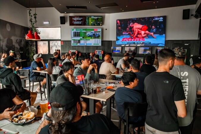 Best Sports Bars in Taylors Lakes - The Sporting Globe Watergardens
