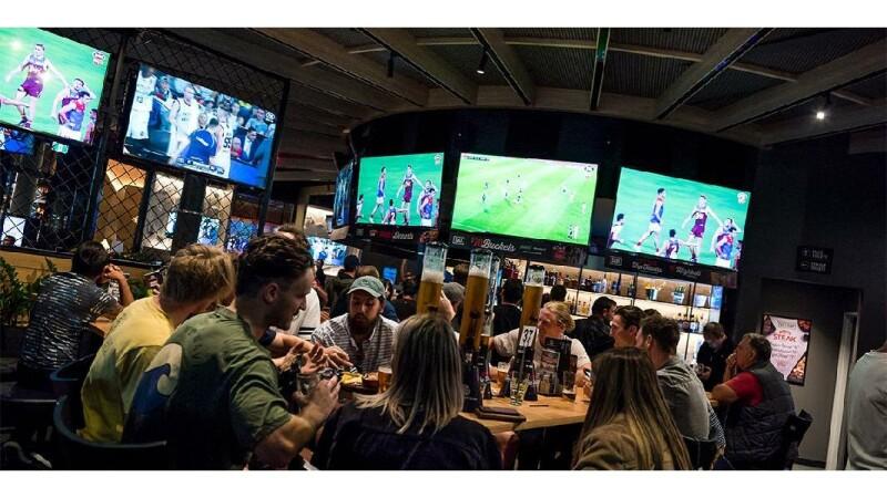Les Meilleurs Bars à Cloverdale - The Sporting Globe Belmont