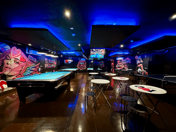 Best Sports Bars in London - Pool Lounge