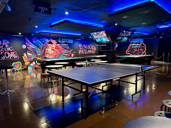 Best Sports Bars in London - Pool Lounge