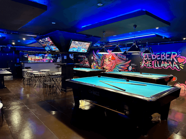 Best Sports Bars in London - Pool Lounge