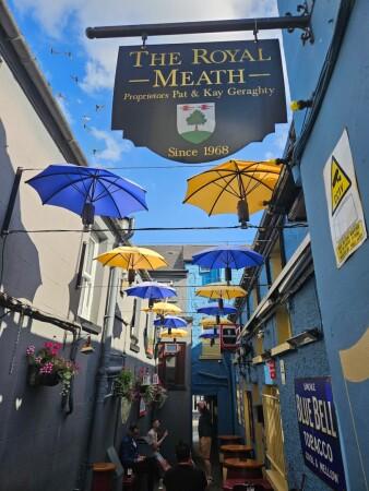 Best Sports Bars in Navan - The Royal Meath