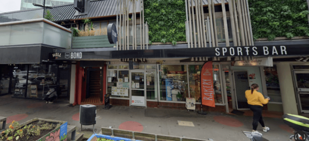 Best Sports Bars in Wellington - The Bond Sports Bar