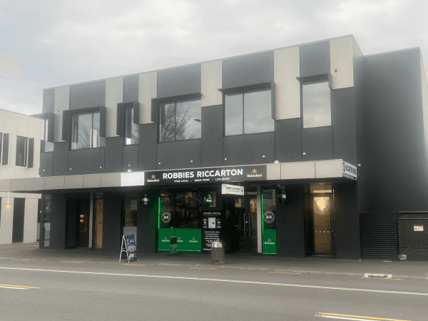 Best Sports Bars in Christchurch - Robbies Riccarton Sports Bar & Restaurant