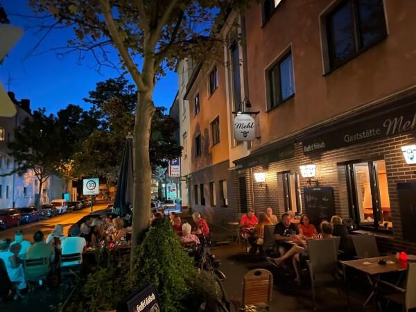 Les Meilleurs Bars à Köln - Echt Kölsch im Mehl