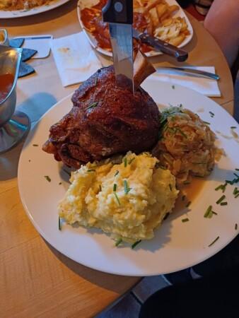 Les Meilleurs Bars à Köln - Echt Kölsch im Mehl