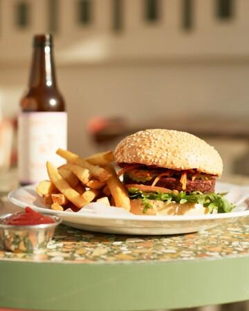 Best Sports Bars in Freshwater - Harbord Hotel