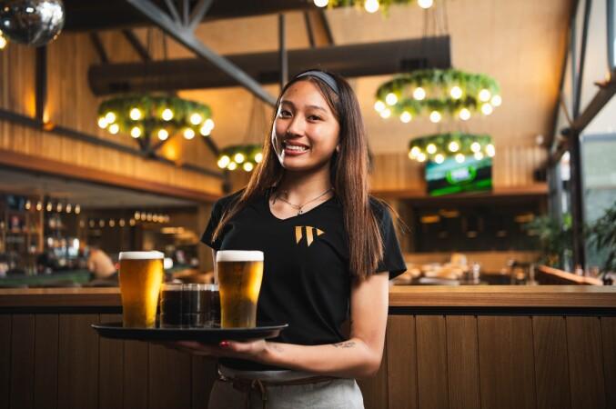 Best Sports Bars in Denham Court - Willowdale Hotel