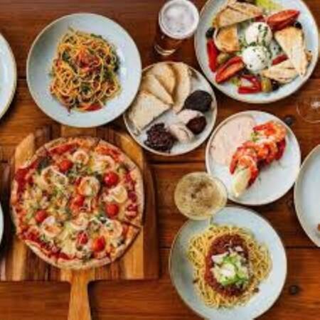 Best Sports Bars in Manly - The Manly Club on Gilbert Park