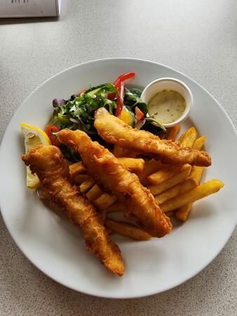 Best Sports Bars in Shoalhaven Heads - Shoalhaven Heads Hotel