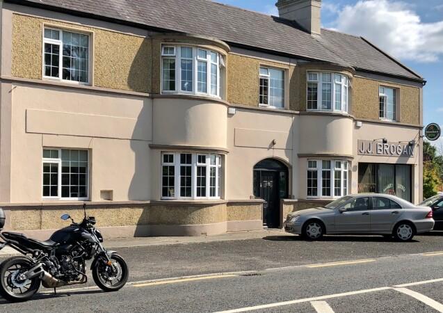 Best Sports Bars in Ballina - Brogan's