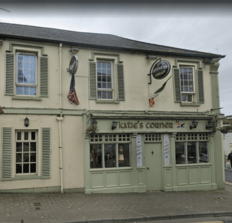 Best Sports Bars in Ballina - Katie's Corner