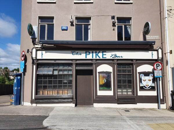 Best Sports Bars in Wexford Town - The Pike