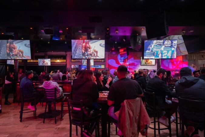 Best Sports Bars in San Diego - Whiskey Girl