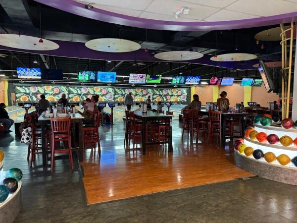 Best Sports Bars in Kailua Kona - Kbxtreme - Kona Bowl
