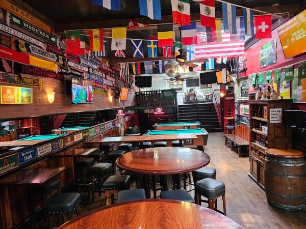 Best Sports Bars in San Francisco - Mad Dog In The Fog