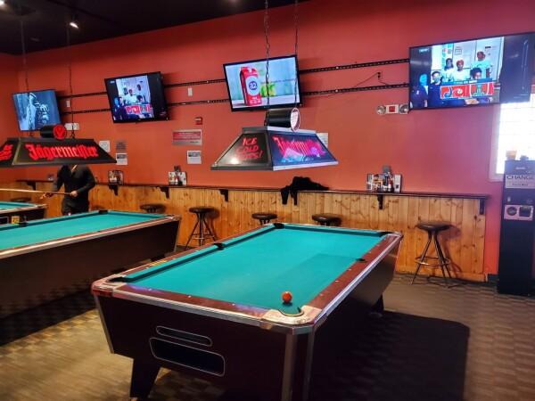 Best Sports Bars in Anchorage - Peanut Farm