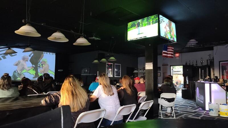 Best Sports Bars in Oxnard - Q Club