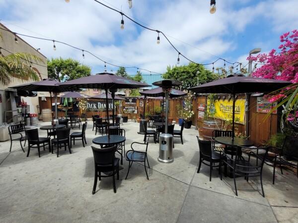 Best Sports Bars in Oxnard - Q Club