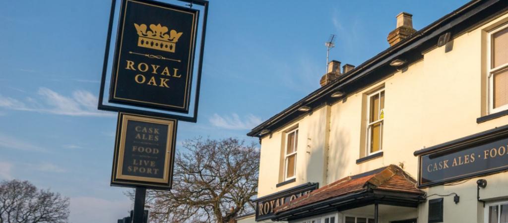 Best Sports Bars in West Molesey - The Royal Oak