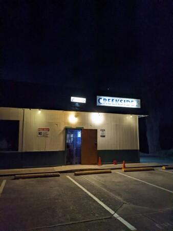 Best Sports Bars in Kailua - Creekside Lounge