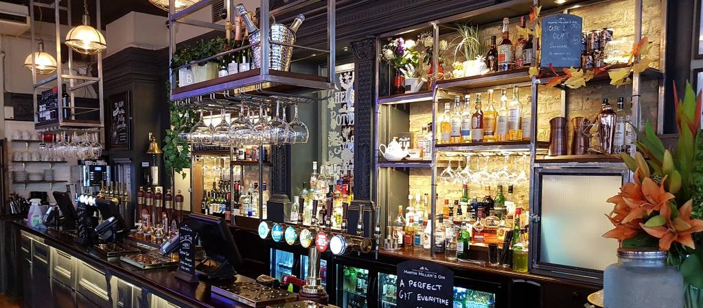 Best Sports Bars in London - Chelsea Potter