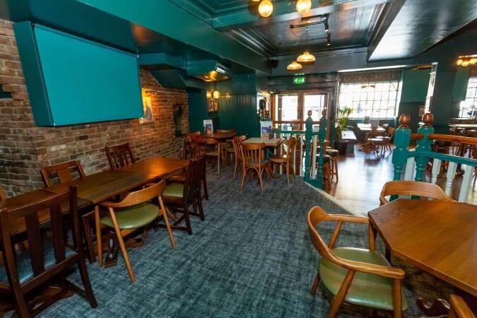 Best Sports Bars in London - Greene Man