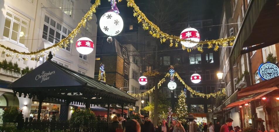 Best Sports Bars in London - Lamb and Flag