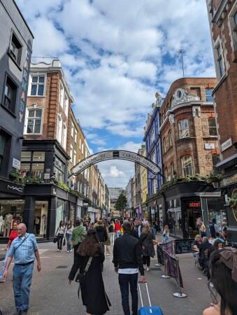 Best Sports Bars in London - Shakespeare Head