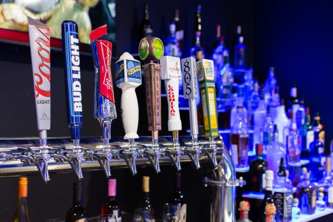 Best Sports Bars in Lakeport - Point Bar @ Konocti Vista Casino