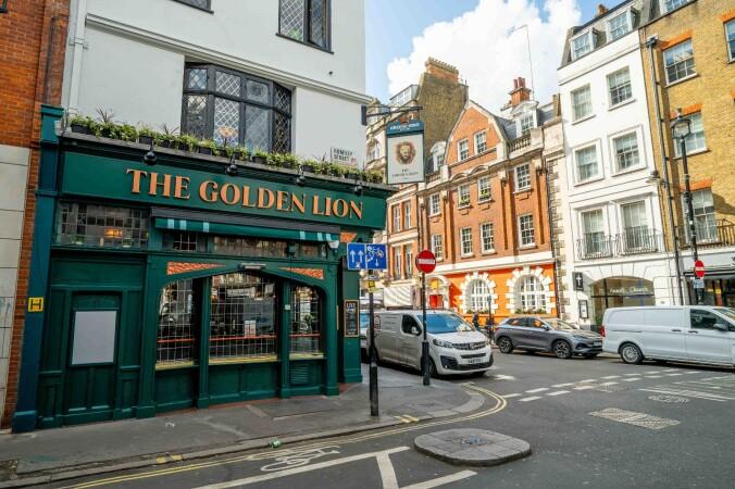 Best Sports Bars in Soho - Golden Lion