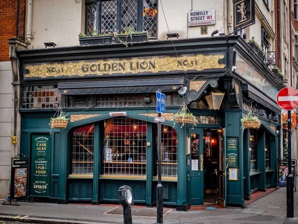 Best Sports Bars in Soho - Golden Lion
