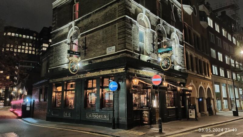 Best Sports Bars in London - Adam and Eve
