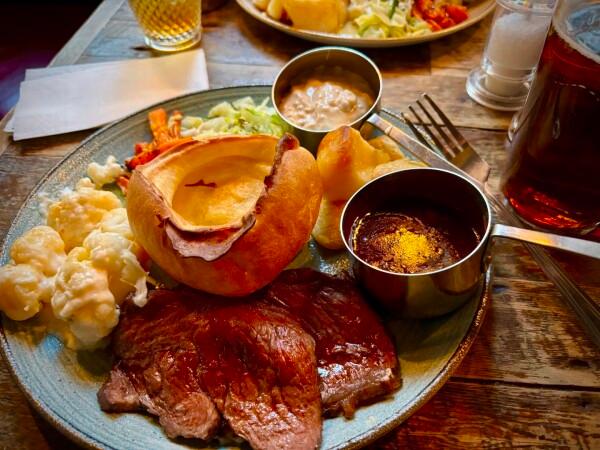 Best Sports Bars in London - Adam and Eve