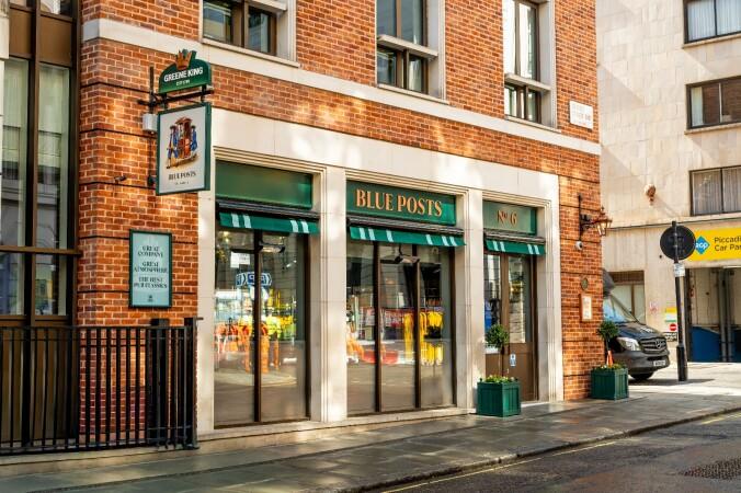 Best Sports Bars in London - Blue Posts