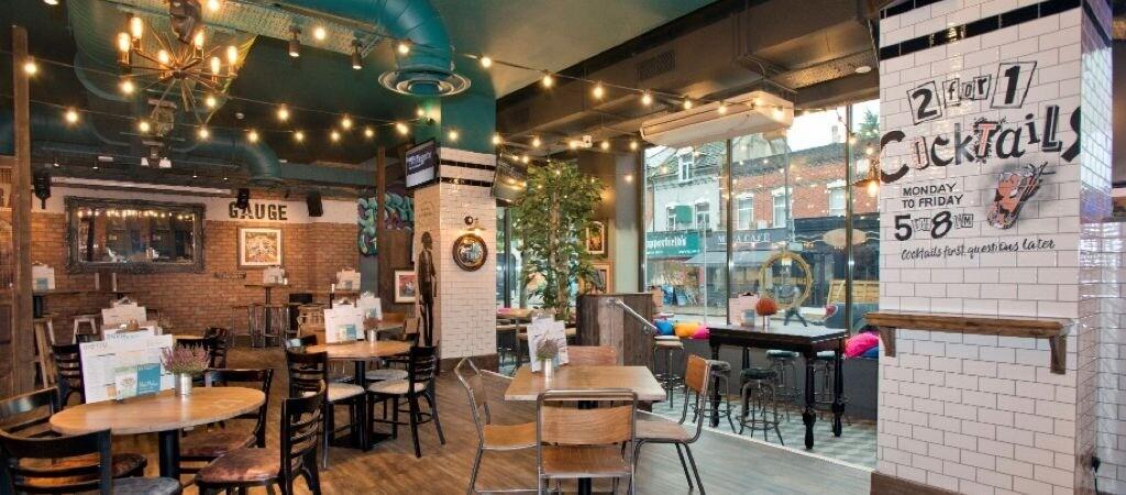 Les Meilleurs Bars à Wimbledon - The Garratt And Gauge Wimbledon