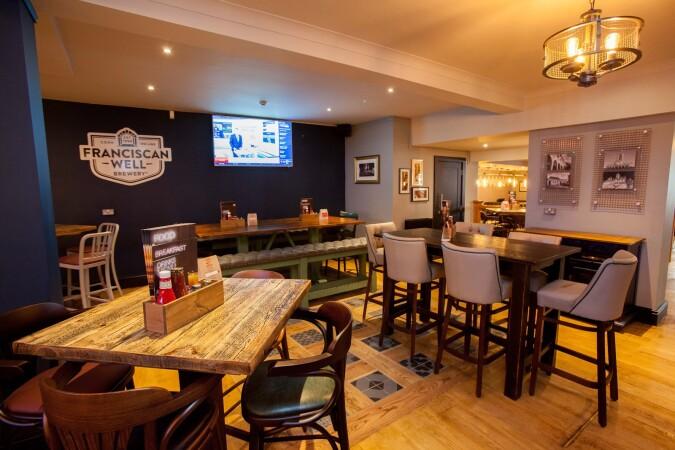Best Sports Bars in Northampton - The Optimist