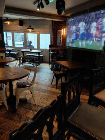 Best Sports Bars in Ilford - O'Neills Ilford