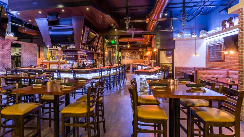 Best Sports Bars in Miami - Batch Gastropub @ Miami