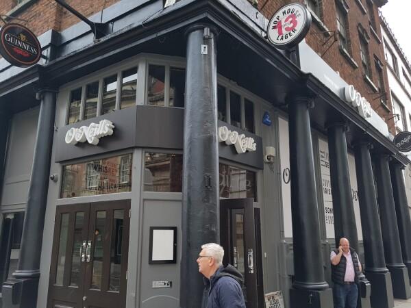 Best Sports Bars in Liverpool - O'Neills Liverpool