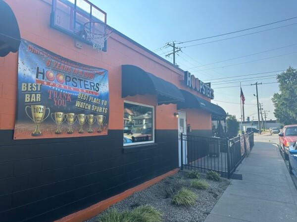 Best Sports Bars in Jeffersonville - Hoopsters Sports Bar & Grill