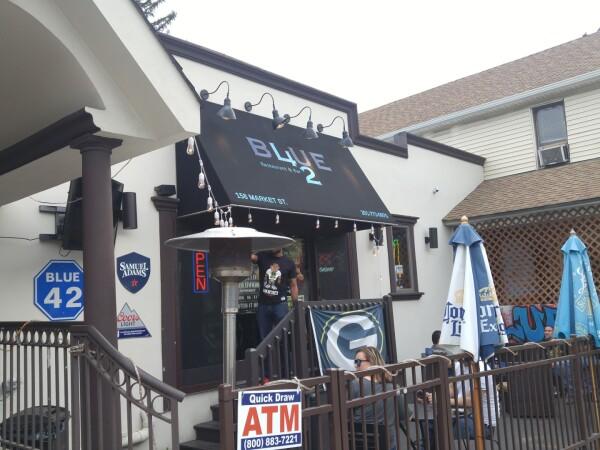 Best Sports Bars in Elmwood Park - Blue 42 Restaurant & Bar