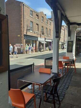 Best Sports Bars in Chester - The Red Lion Chester