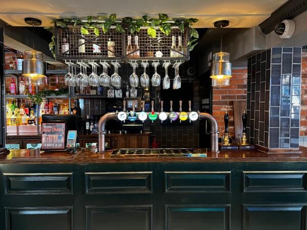 Best Sports Bars in Chester - The Red Lion Chester