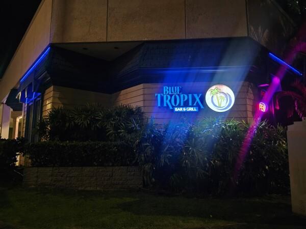 Best Sports Bars in Aiea - Blue Tropix Bar And Grill