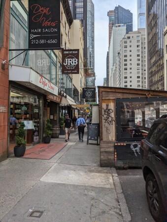 Best Sports Bars in New York - Judge Roy Bean Public House